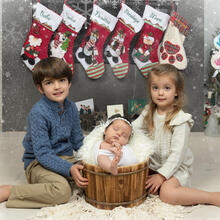 Family Photo Sample -- 2025-12-20
